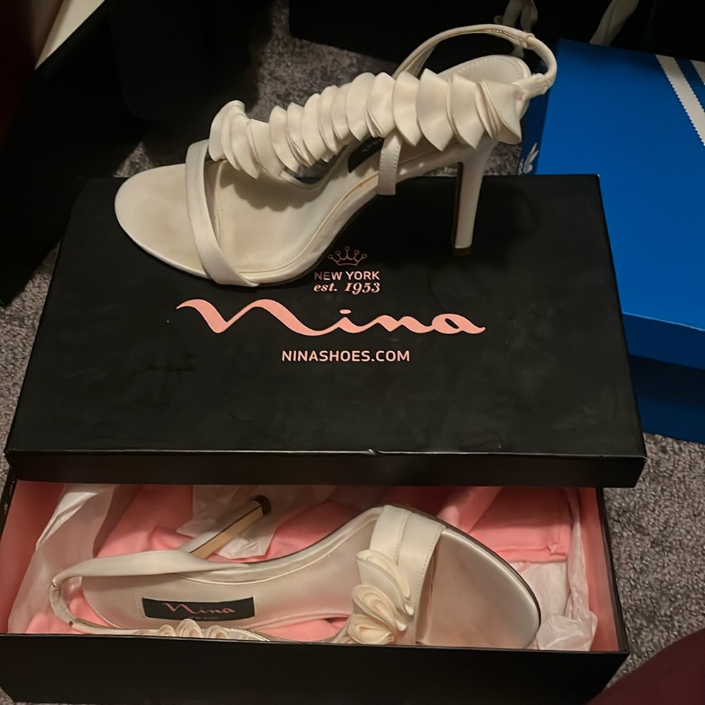 Special occasion/wedding shoes. Ivory color.  Only worn once.  Like new.